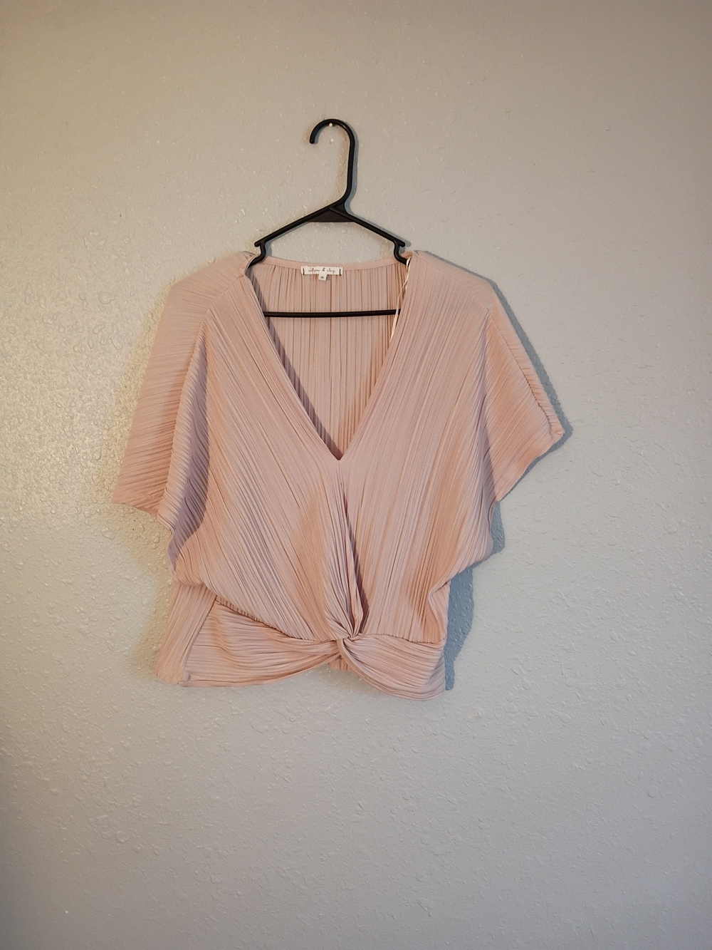 Willow & Clay Pleated V-Neck Knot Front Top - Light Blush
